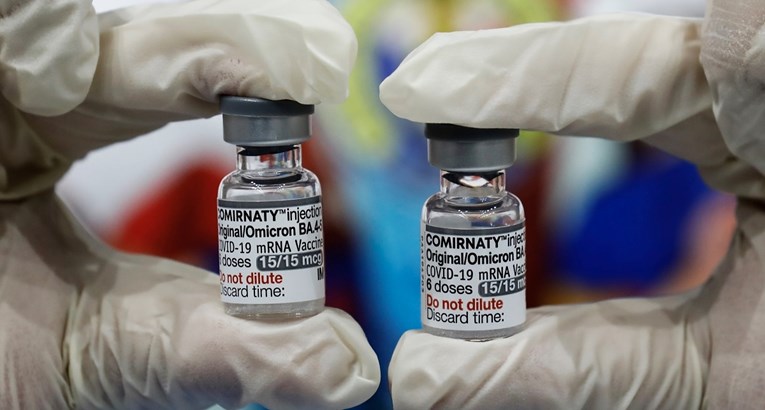Американскиот Центар за превенција на болестите препорача широка употреба на вакцината против корона