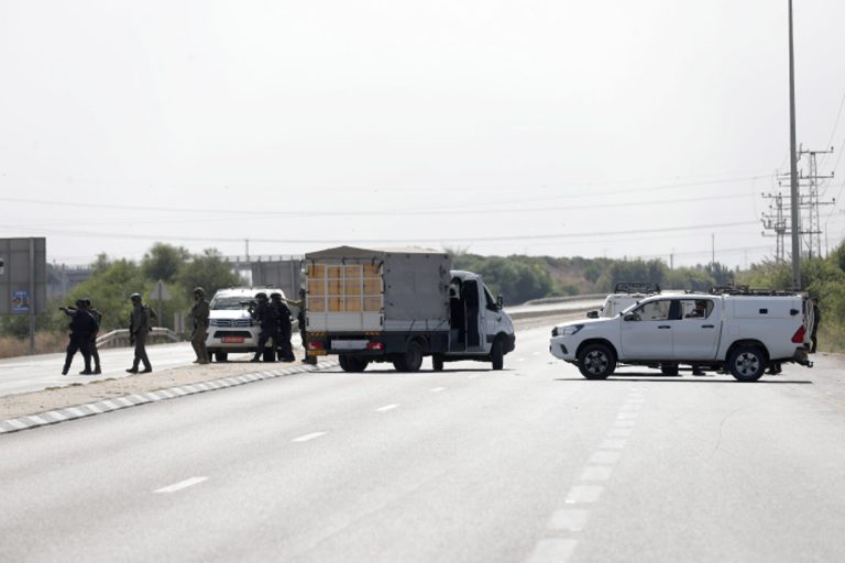 200.000 луѓе ги напуштија своите домови во Газа