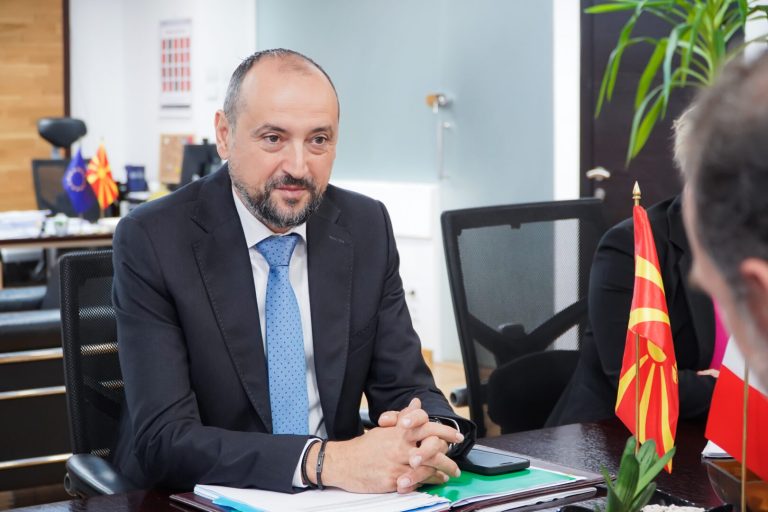 Битиќи се сретна со новиот регионален директор на Француската агенција за развој, Арно Дофен