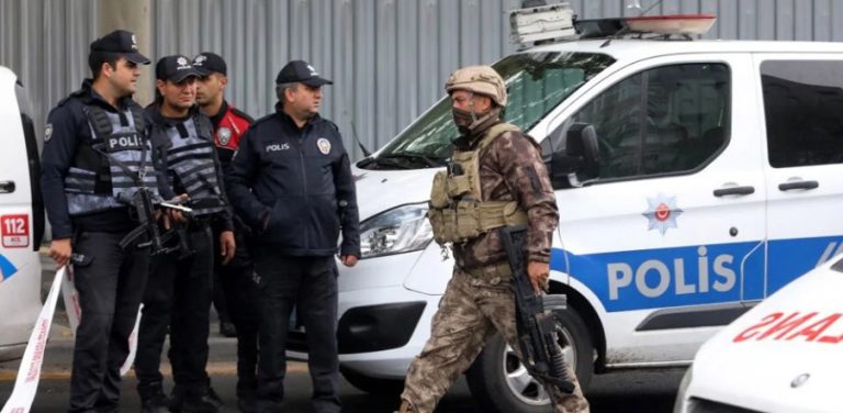 20-ина лица приведени по бомбашкиот напад во Анкара
