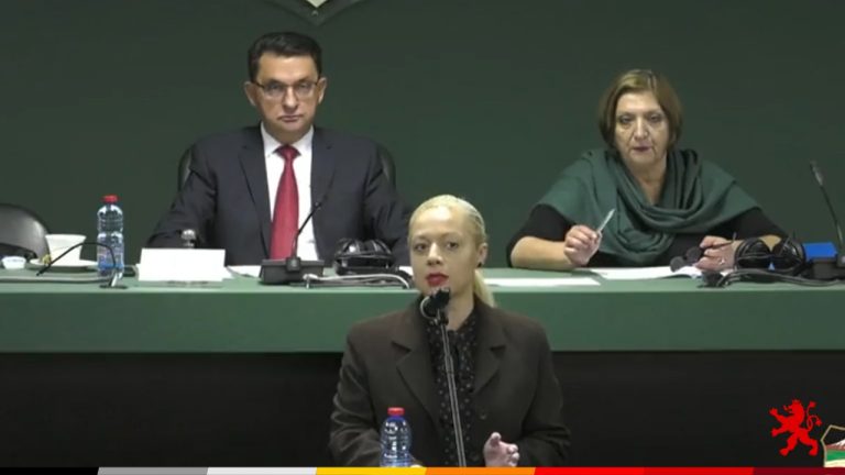 Андоновска: Градоначалничката Арсовска не е присутна шест месеци по ред на седници за советнички прашања, да им одговори на граѓаните