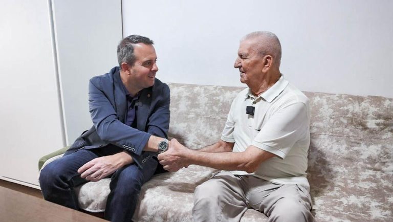 Герасимовски: Ги повикувам пензионерите да се пријават за проектот „Нега на стари лица во домашни услови“