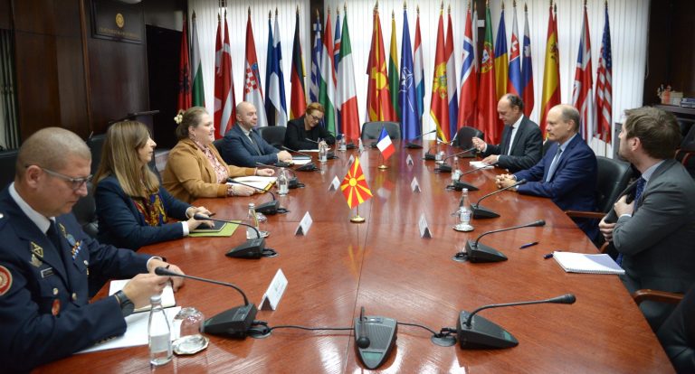 Петровска – Троказ: Северна Македонија му припаѓа на европското семејство, членството во ЕУ е безбедносно прашање