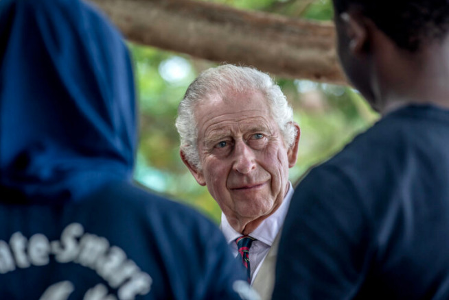 Кралот Чарлс го слави својот 75-ти роденден, започнува голема програма за борба против сиромаштијата