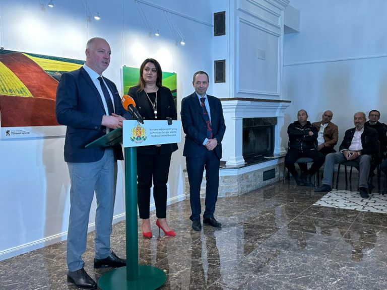 Желјазков: Нашите односи треба да бидат како добри соседи и време е двете страни да го разберат тоа и да работат за доброто на нашите граѓани