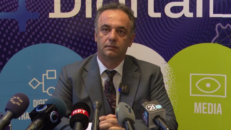 Алиу ги отфрла критиките за предизборни вработувања: Тоа не се нови вработувања, тоа се луѓе што биле привремено вработени