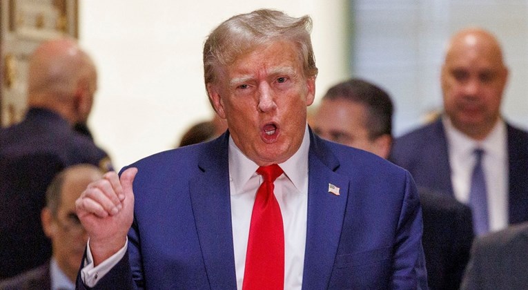 Трамп по шокантната одлука: Сакаат да ме замолчат, никогаш нема да им дозволам да ми ја одземат слободата