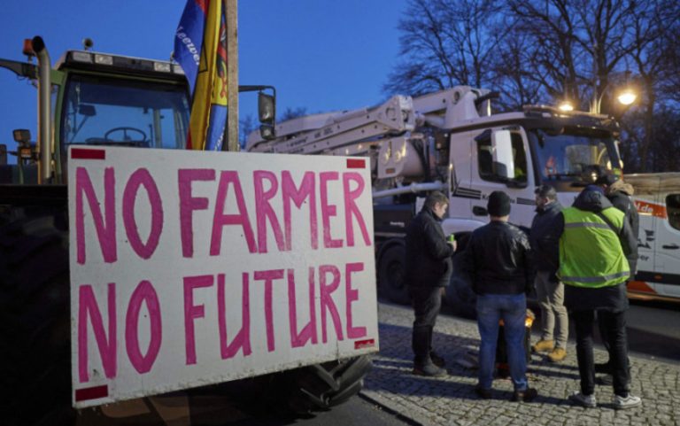 Протести во Германија; По земјоделците, штрајкуваат и машиновозачите