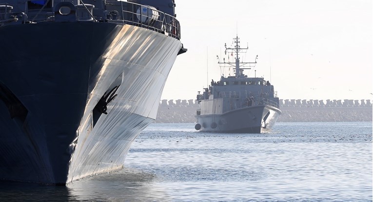 Турција, Бугарија и Романија потпишаа договор за чистење на Црното Море од мини