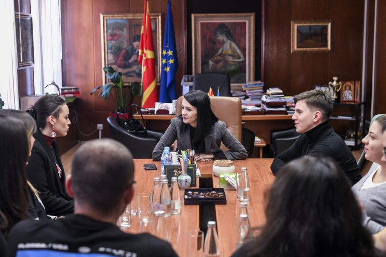 Костадиновска-Стојчевска: Со попуст од 50 проценти за секоја влезница културата ја правиме подостапна за младите