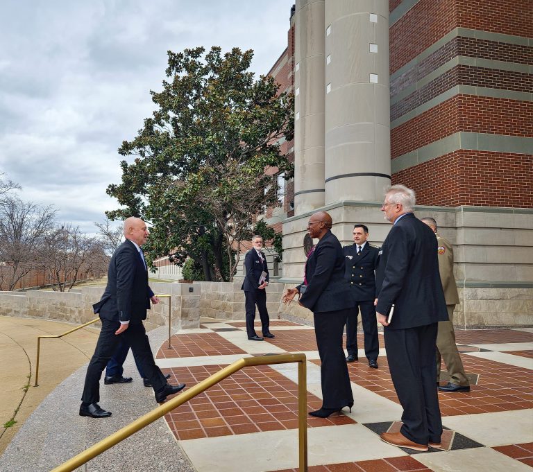 Министерот за одбрана на Бугарија Тодор Тагарев во посета на САД