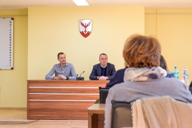 Герасимовски: 25 квалитетни и посветени асистенти ќе се грижат за учениците со посебни образовни потреби во Општина Центар