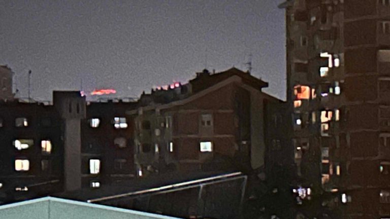 Горат грмушки на планината Жеден на непристапен терен – утре ќе се гасне со воздухоплови, ако вечерва пожарот самиот не се изгасне