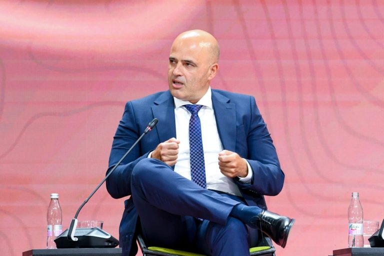 ВМРО-ДПМНЕ: Ковачевски губи па е нервозен, за слабиот рејтинг виновни му се амбасадорите, анкетарите и телевизиите