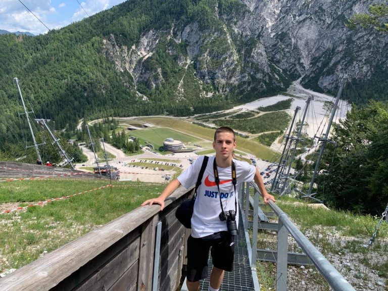 „ФЗО ниту беше известен, ниту учествуваше во организацијата за транспортот со хеликоптер“, се огласија од Фондот за Леонид