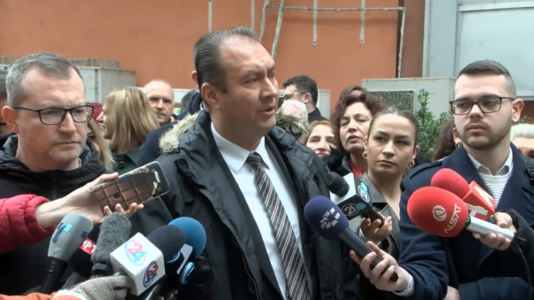 Нема исплата на плати во јавно здравство, од понеделник штрајкува Фондот за здравство