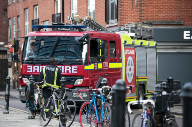 Експлозија кај судот во Лондон: седум противпожарни возила, наредена евакуација