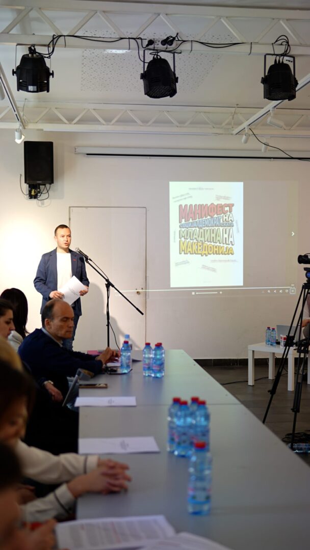 Михаилоски: Загарантиран универзален приход со кој ќе се јакне финасискaта независност на младите