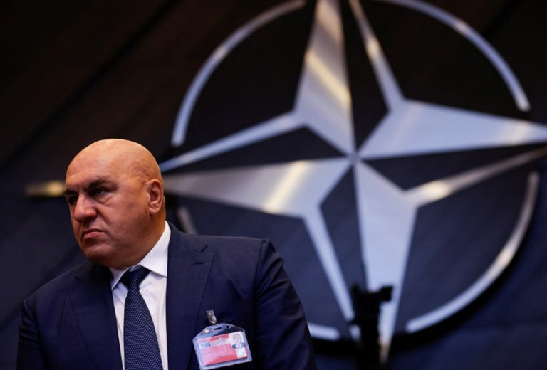 Рим никогаш нема да испрати војници во Украина, Европа да избегнува „големи изјави“, рече италијанскиот министер за одбрана