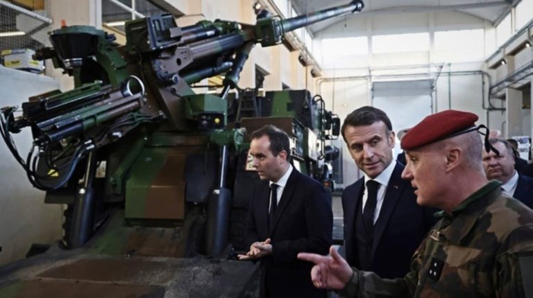 Француски компании ќе произведуваат воена опрема во Украина