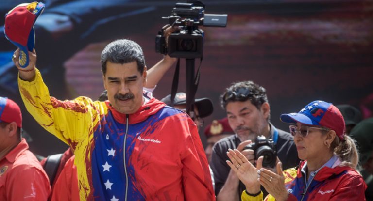 На најголемиот ривал на Мадуро му e забрането да се кандидира, познат датумот на изборите во Венецуела