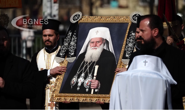 Патријархот Неофит е погребан во црквата „Света Недела“