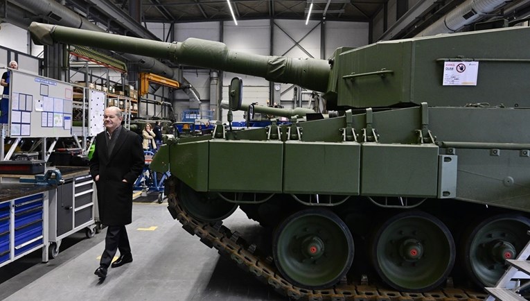 Австралија продава 100 оклопни возила на Германија, цената е повеќе од 600 милиони евра