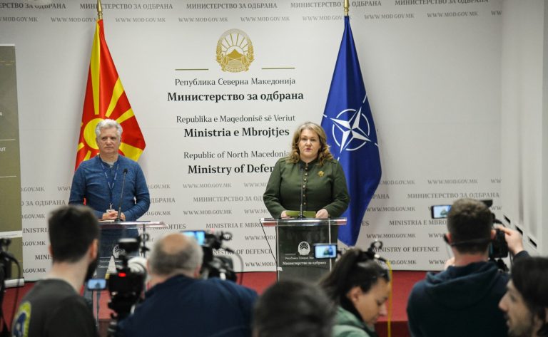 Петровска детално за новиот Закон за вработени во одбраната