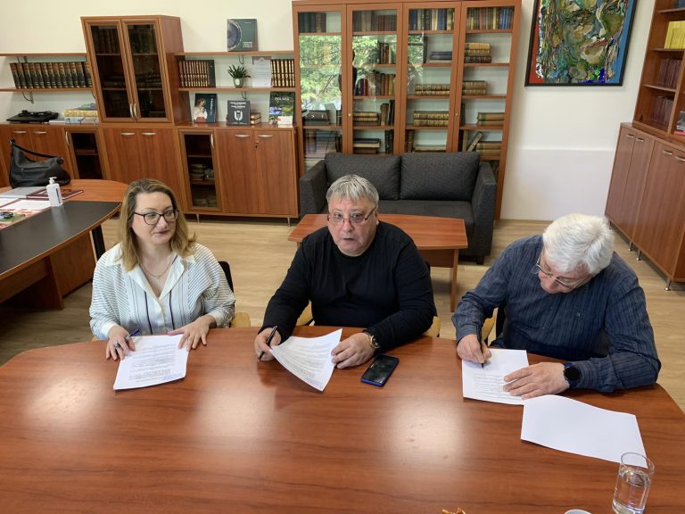 Дигитализација на творештвото на Анте Поповски во Градската библиотека во Скопје