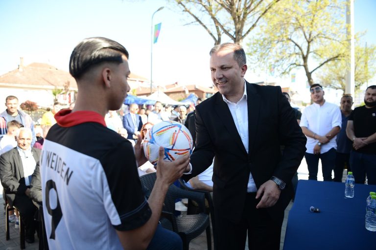 Спасовски: Ромите секогаш биле дел од нашиот концепт „Едно општество за сите“, ги уживаат сите права, го негуваат својот јазик, ја развиваат својата култура