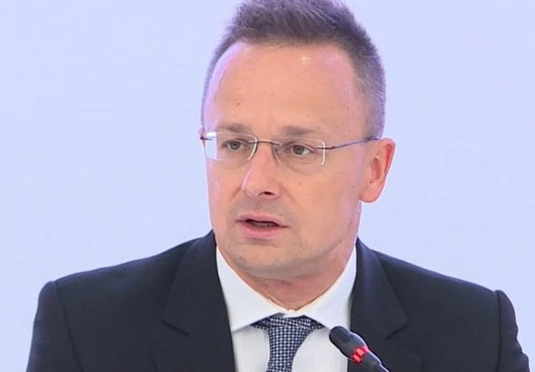 Сијарто: Унгарија и Украина ќе потпишат договор за граничен сообраќај