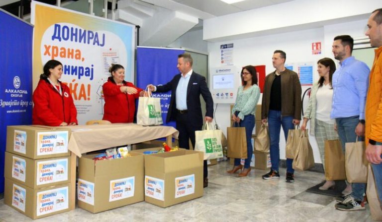 Продолжуваат заедничките хуманитарни активности на „Алкалоид“ и Црвениот крст: Заедно можеме повеќе!