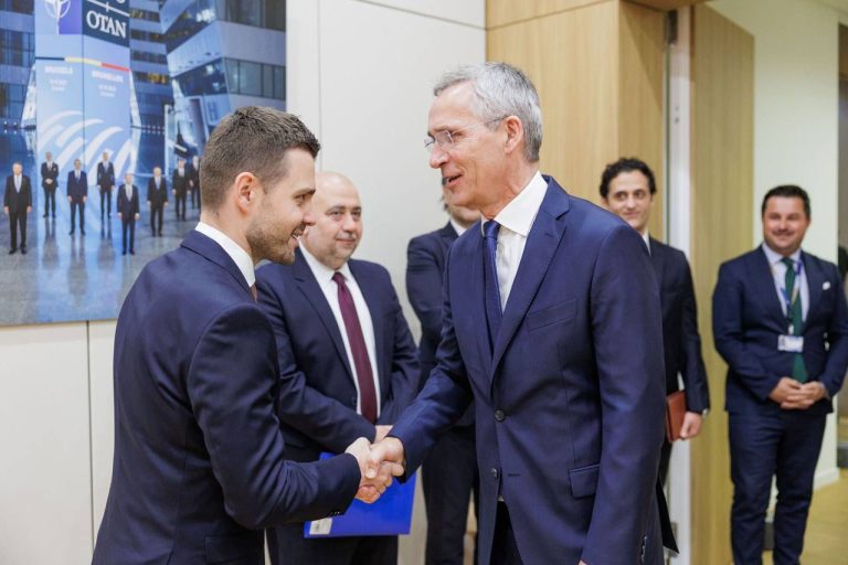 Муцунски – Столтенберг: Остануваме кредибилна НАТО членка со значаен придонес во глобалниот мир, регионалната стабилност и безбедност