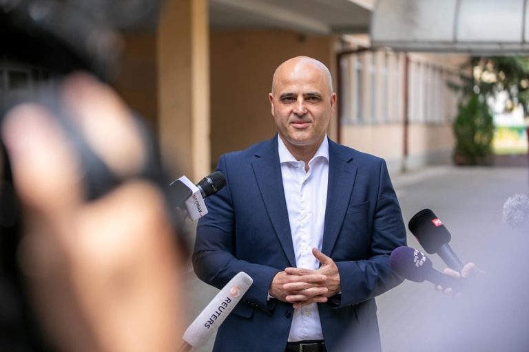 Ковачевски: Амандманот на СДСМ е да продолжи зголемувањето на платите и правата од колективните договори