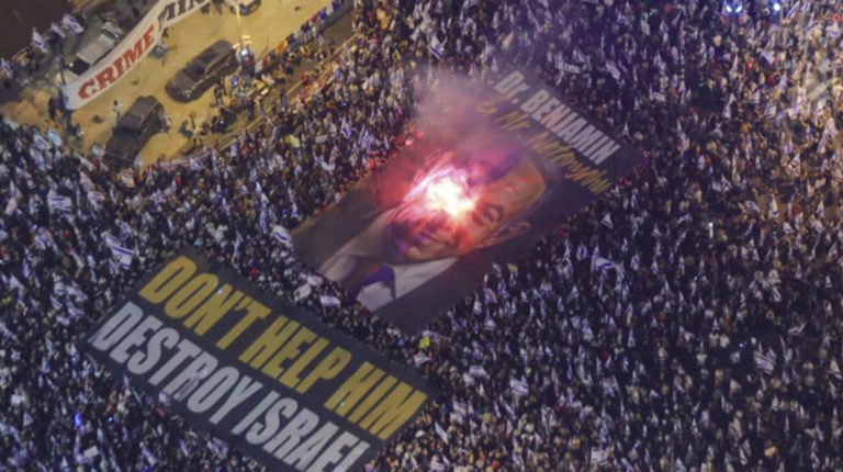 Во Израел за денеска e најавен масовен протест со барање да се распишат избори