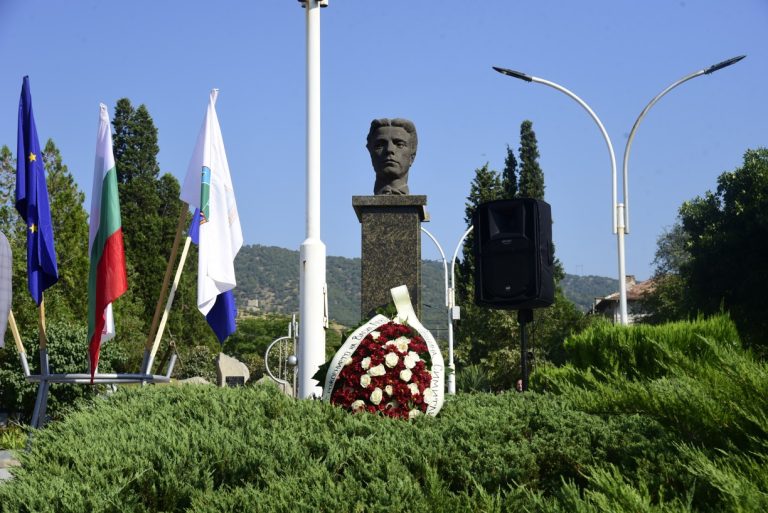 Градот Симитли ја одбележа 187-та годишнина од раѓањето на Васил Левски