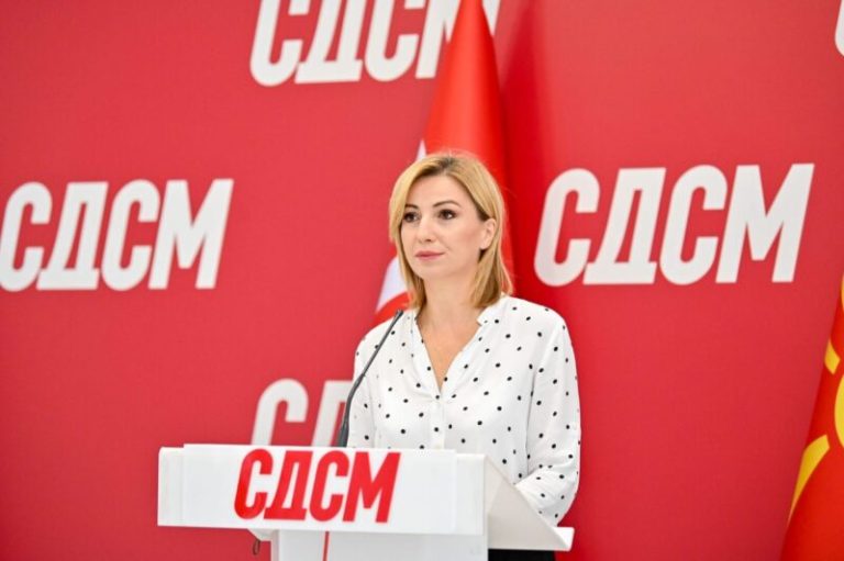 Кузеска: Сватовите на Гаши со приватни возила биле пропуштени на граница без контрола