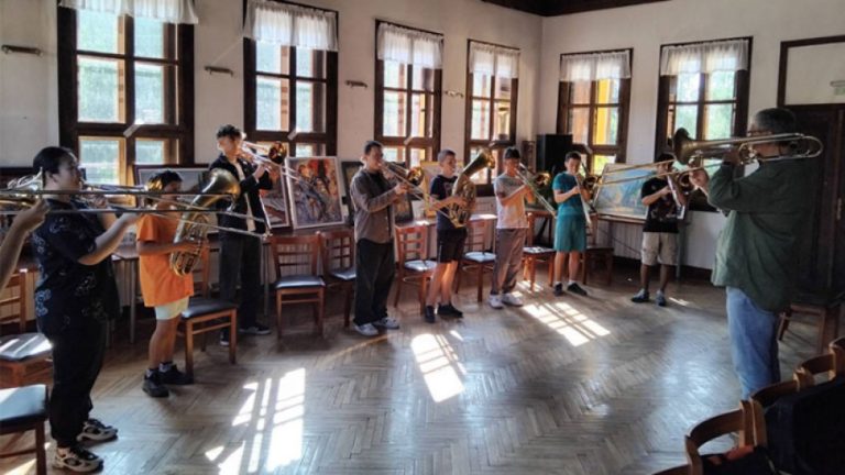 Рекорден број учествуваат на V Летна академија за дувачки инструменти