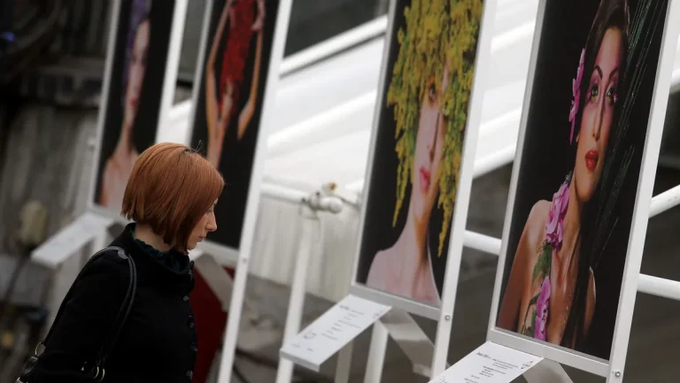 Варна ги открива тајните на модата од 1850 до 1950 година