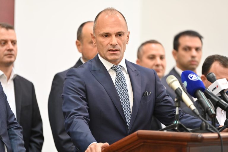 „Македонија останува изолирана“: За Филипче раздвојувањето на Албанија и Северна Македонија е катастрофа за граѓаните