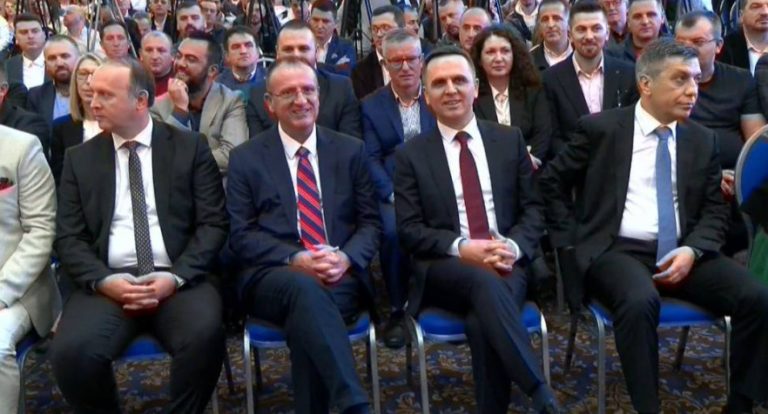 „Вреди“за „балансерот“: Одлуката нема да смени ништо за правата на Албанците,  но е инспирирана од криминалните структури на претходната власт за создавање дестабилизација