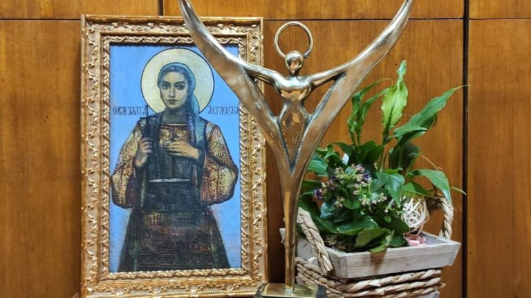 24 Бугарки од 19 земји се номинирани за „Бугарка на годината“