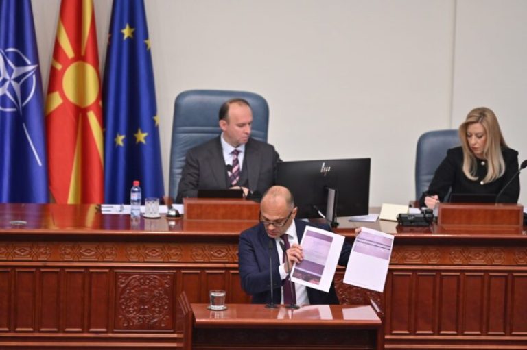 Филипче извади документи: Христовски нема 5 години искуство за да биде директор на АНБ