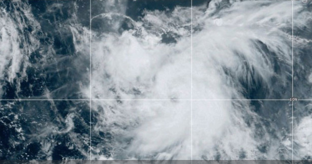 Најмалку едно лице загина во ураганот Кирк што ја погоди Франција