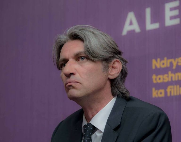 Вазалитетот на албанските партии во Владата ги поттикна судиите да го укинат Балансерот, според Алијанса за Албанците