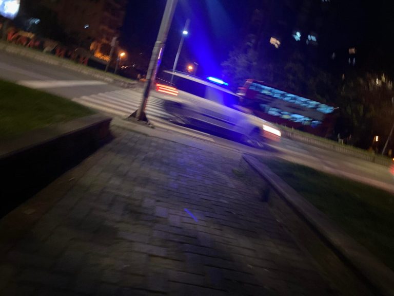 Полициска потера по гостиварец: При обидот да избега од „мерцедесот“ фрлил автоматската пушка со вграден бајонет, се спроведува истрага, побаран е притвор