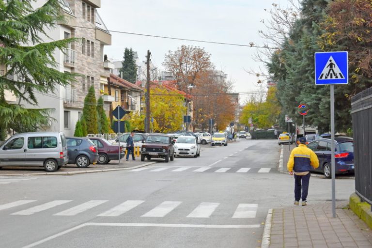 Голем дел од улиците низ Скопје утре по 16 часот ќе бидат затворени поради трка