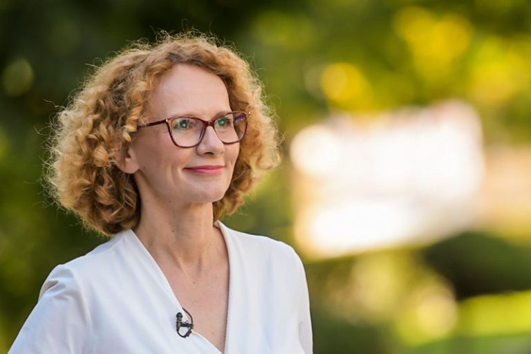 ДУИ со честитка: Ова е голем успех, Шекеринска е одличен пример за професионализам и посветеност