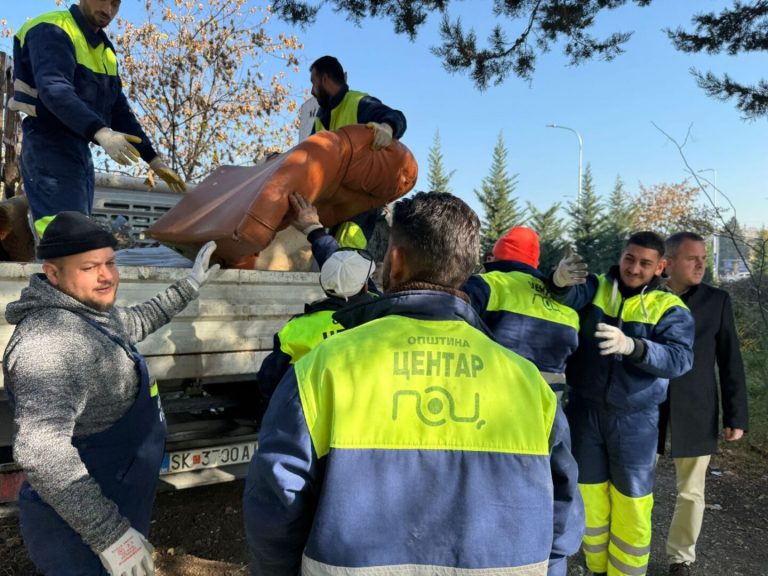 Герасимовски: Ја чистиме депонијата кај „Ист гејт мол“ иако не е под наша надлежност