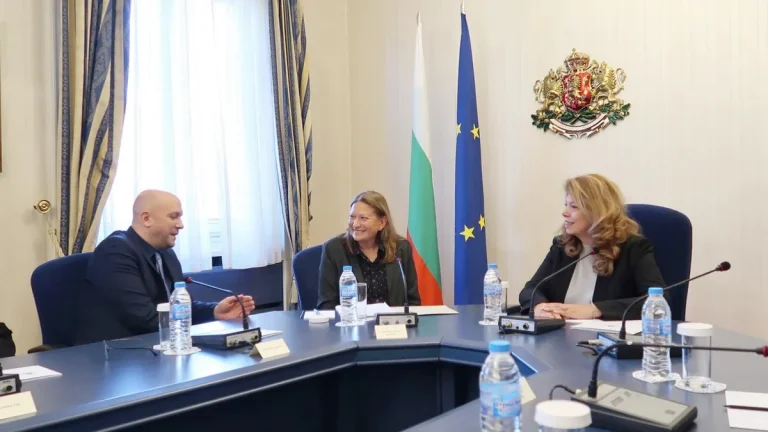 Јотова: Бугарија не поставува дополнителни услови за Северна Македонија, туку сака Скопје да ги почитува европските договори